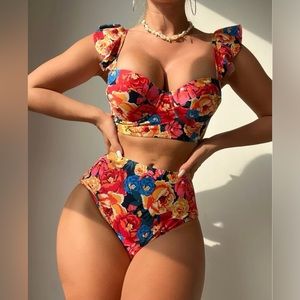 Adorable Vintage Swimsuit 🩱